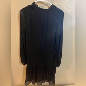 Dnky size ten sheer - lays at knees - ties at neck